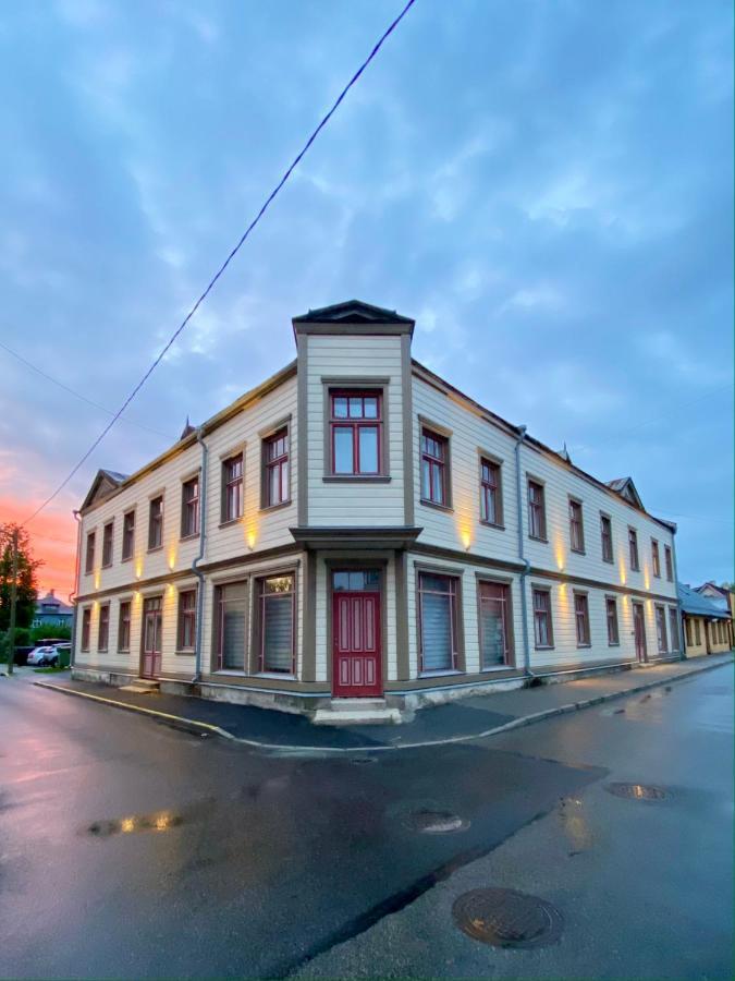 Jon'S 2 Apartments Пярну Екстер'єр фото