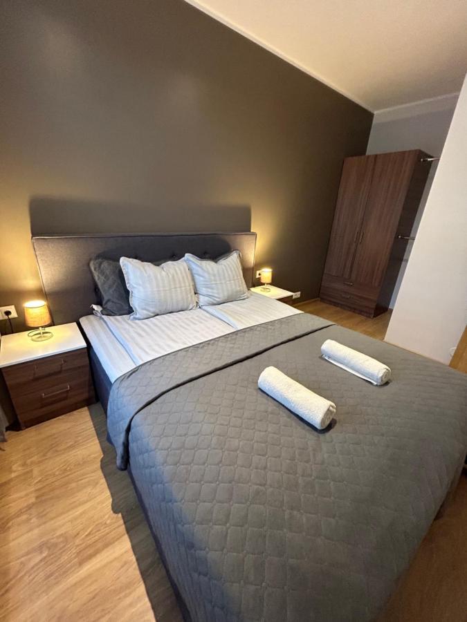 Jon'S 2 Apartments Пярну Екстер'єр фото