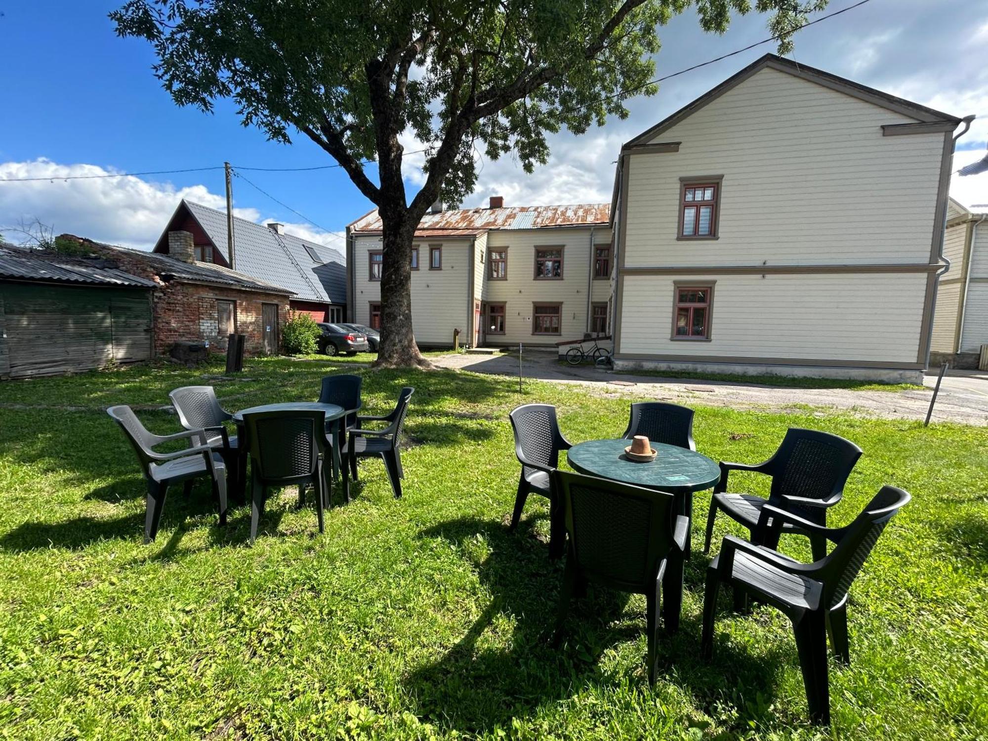 Jon'S 2 Apartments Пярну Екстер'єр фото