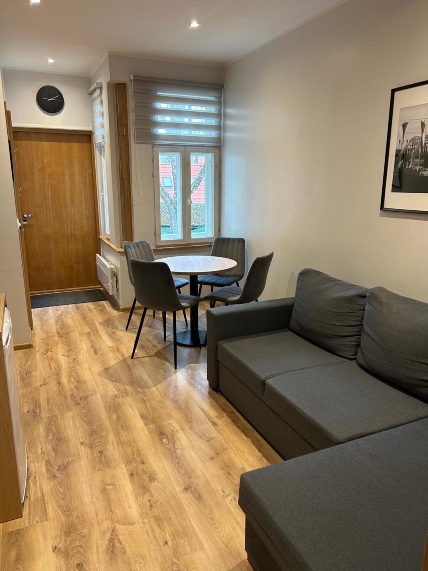 Jon'S 2 Apartments Пярну Екстер'єр фото