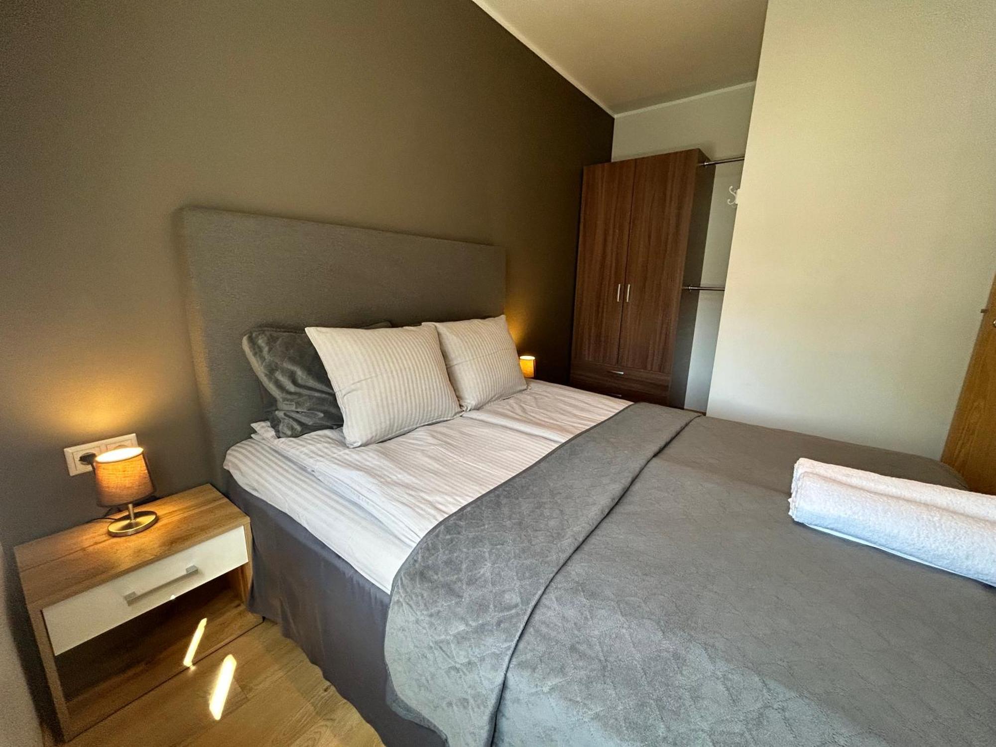 Jon'S 2 Apartments Пярну Екстер'єр фото